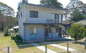 Batemans Bay 2-Bedroom Gem Newly Renovated